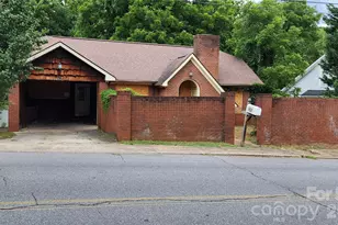 906 Trogdon St, North Wilkesboro, NC 28659 - Photo 17