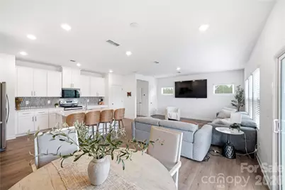 1420 Wildflower Street, Newton, NC 28658 - Photo 5
