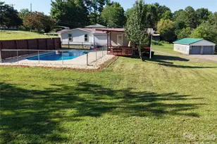 2295 Shady Grove Rd, Connelly Springs, NC 28612 - Photo 7