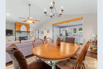 32 Uloque Court, Brevard, NC 28712 - Photo 7