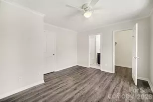 11009 Carmel Crossing Rd, Charlotte, NC 28226 - Photo 17