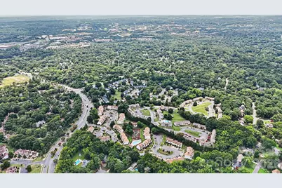 11009 Carmel Crossing Road, Charlotte, NC 28226 - Photo 25