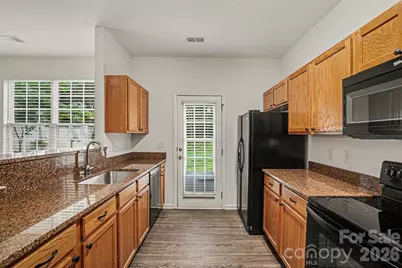 7763 Abigail Glen Drive, Charlotte, NC 28212 - Photo 7