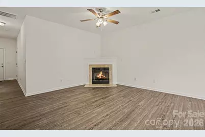 7763 Abigail Glen Drive, Charlotte, NC 28212 - Photo 3