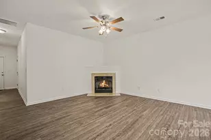 7763 Abigail Glen Dr, Charlotte, NC 28212 - Photo 3