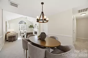7424 Hurstbourne Green Dr, Charlotte, NC 28277 - Photo 11