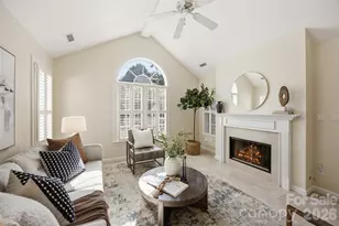 7424 Hurstbourne Green Dr, Charlotte, NC 28277 - Photo 13