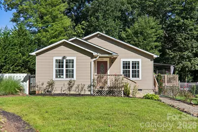 932 Monte Vista Road, Candler, NC 28715 - Photo 3