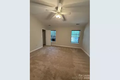 5915 Pisgah Way, Charlotte, NC 28217 - Photo 9