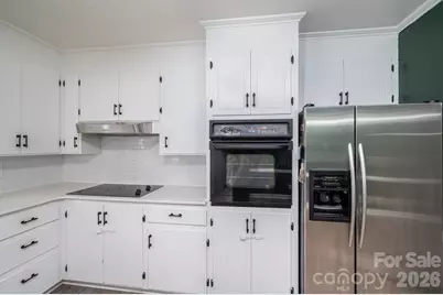 304 Windsor Drive, Shelby, NC 28150 - Photo 13