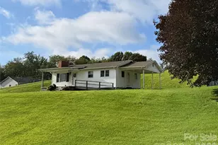 175 Hampshire Dr, Waynesville, NC 28786 - Photo 1