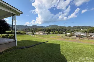 175 Hampshire Dr, Waynesville, NC 28786 - Photo 23