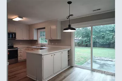 7413 Doves Nest Circle, Charlotte, NC 28226 - Photo 5