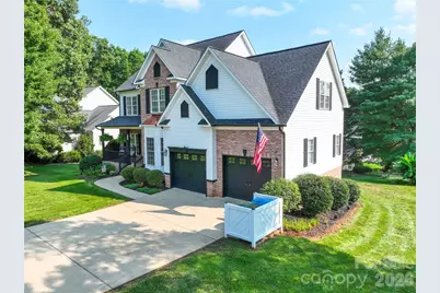 910 44th Avenue Court NE #112/38-104, Hickory, NC 28601 - Photo 3