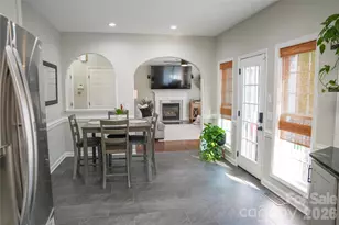 910 44th Ave Ct NE, Hickory, NC 28601 - Photo 17