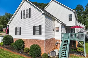 910 44th Ave Ct NE, Hickory, NC 28601 - Photo 5