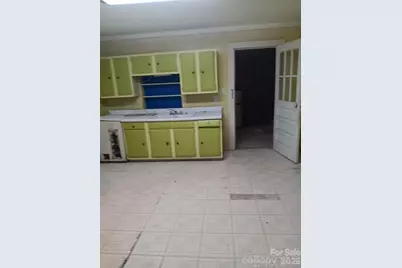 303 Lily Street, Shelby, NC 28152 - Photo 7