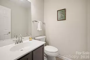 8205 Tradd Ct, Charlotte, NC 28210 - Photo 13