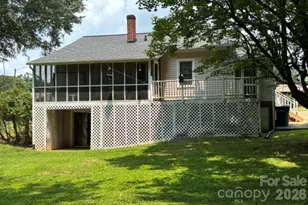 1404 23rd Ave NE, Hickory, NC 28601 - Photo 7