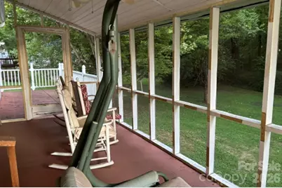 1404 23rd Avenue NE, Hickory, NC 28601 - Photo 29