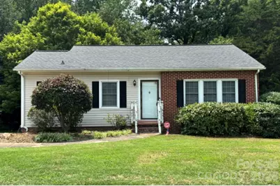1404 23rd Avenue NE, Hickory, NC 28601 - Photo 11