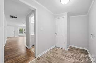 411 Orange St, Shelby, NC 28150 - Photo 23