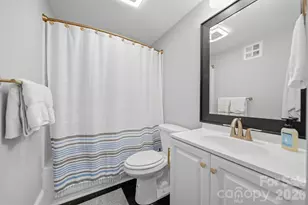209 S King St, Morganton, NC 28655 - Photo 19