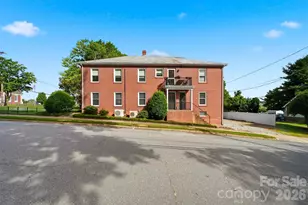 209 S King St, Morganton, NC 28655 - Photo 27