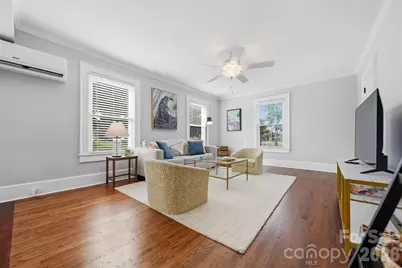 209 S King Street, Morganton, NC 28655 - Photo 5