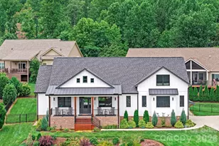 559 Blacksmith Run Dr, Hendersonville, NC 28792 - Photo 1