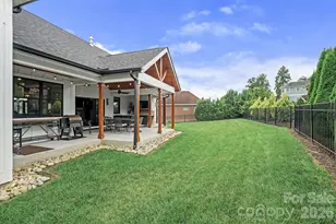 559 Blacksmith Run Dr, Hendersonville, NC 28792 - Photo 29