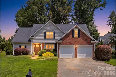 15121 Castlebridge Lane, Matthews, NC 28104 - Photo 1