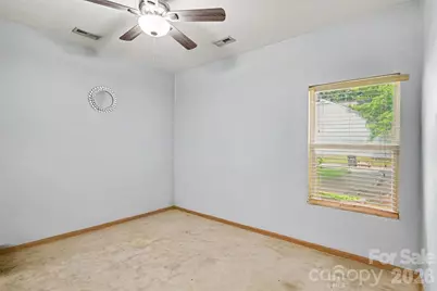 2729 Meadow Knoll Drive, Charlotte, NC 28269 - Photo 17