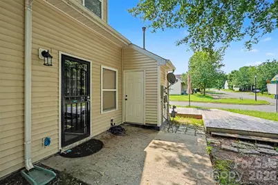 2729 Meadow Knoll Drive, Charlotte, NC 28269 - Photo 33