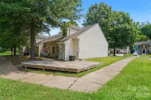 2729 Meadow Knoll Dr, Charlotte, NC 28269 - Photo 31
