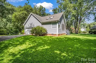 9 Kingfisher Ln, Mills River, NC 28759 - Photo 7