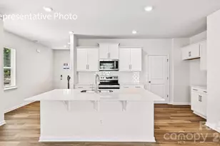 1437 7th St Dr NE, Hickory, NC 28601 - Photo 9