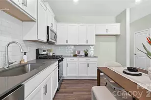 1441 7th St Dr NE, Hickory, NC 28601 - Photo 5