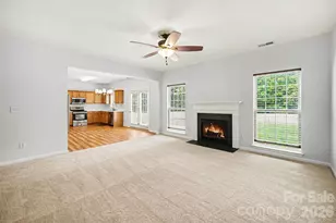 717 Pawley Dr, Charlotte, NC 28214 - Photo 11