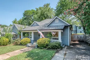 1221 Kennon St, Charlotte, NC 28205 - Photo 3
