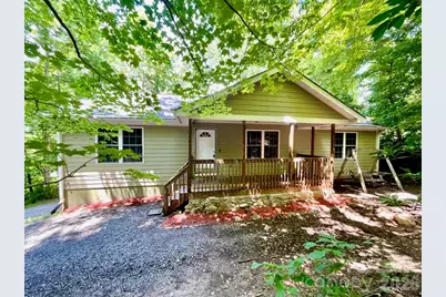 141 Center Street, Black Mountain, NC 28711 - Photo 1