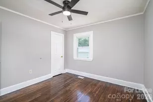 913 Edgemont Ave, Belmont, NC 28012 - Photo 3