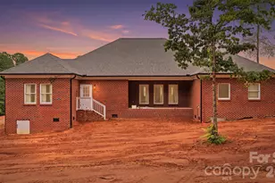 3242 Cornwell Dr, Morganton, NC 28655 - Photo 5