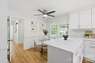 926 Shady Bluff Dr, Charlotte, NC 28211 - Photo 11
