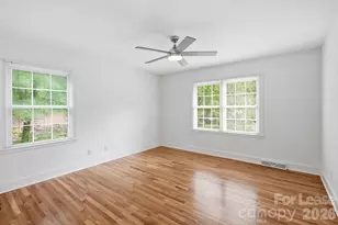 926 Shady Bluff Dr, Charlotte, NC 28211 - Photo 15