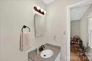 2703 Bremer Ct, Charlotte, NC 28210 - Photo 33