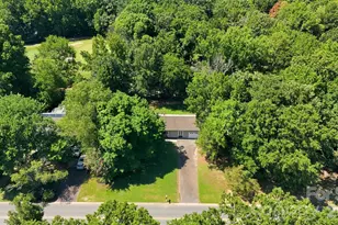 9110 Raintree Ln, Charlotte, NC 28277 - Photo 39