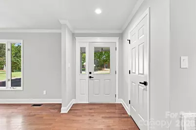 9110 Raintree Lane, Charlotte, NC 28277 - Photo 5