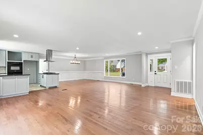 9110 Raintree Lane, Charlotte, NC 28277 - Photo 7
