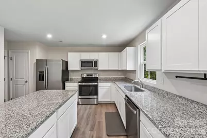 6931 Ludell Lane, Charlotte, NC 28215 - Photo 15